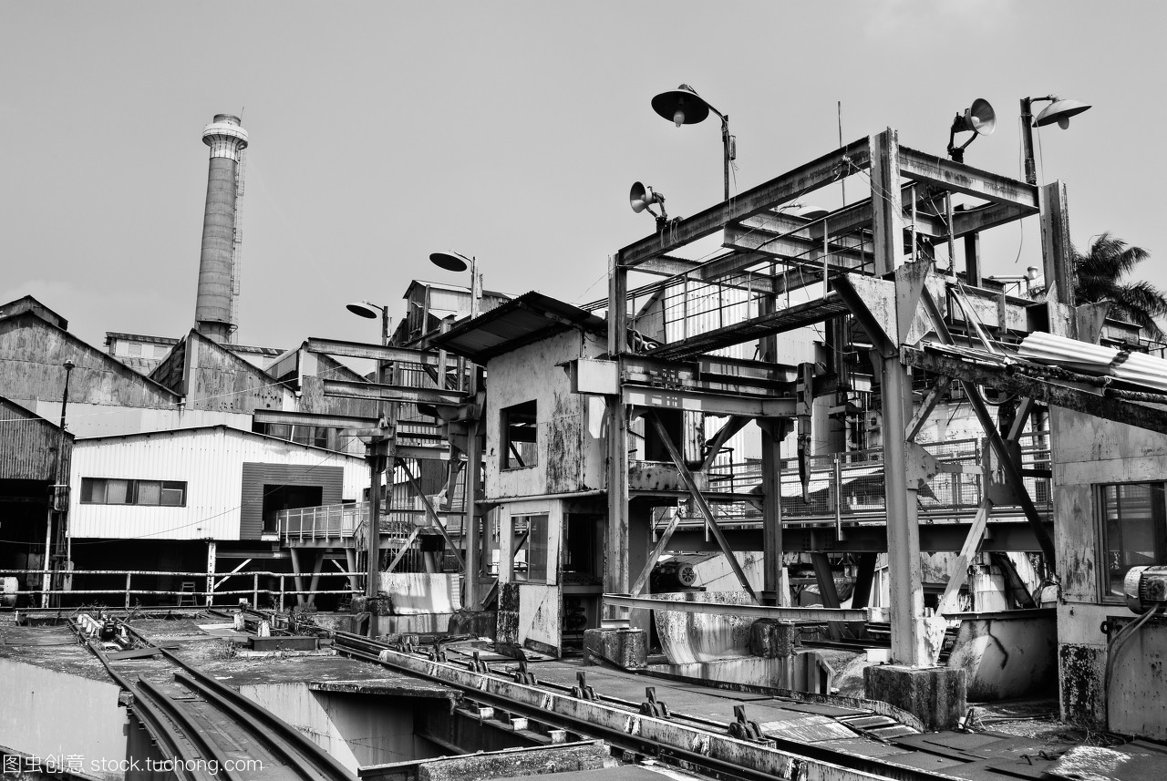 白,白天,白晝,空地,白色,空間,結(jié)構(gòu),精力,熨斗,背景,能源,能量,生產(chǎn),裝備,電熨斗,環(huán)保,視覺,視線,視圖,環(huán)境,遺棄,金屬,設備,鐵,陳舊,風光,風景,黑,黑色,制造,力量,功率,制造業(yè),產(chǎn)業(yè),不潔,勞動,力度,古老,外觀,外界,外部,場景,外面,天空,天,大,大樓,屋外,工廠,宇宙,室外,工業(yè),工作,建筑,巨大,龐大,廢墟,開工,建設,建筑物,強權(quán),拋棄,戶外,打工,放棄,弄臟,景色,機器,構(gòu)造,權(quán)力,毀滅,活力,沙漠,煙囪,煙窗,臟,蒸汽熨斗,荒涼,行業(yè),衰老